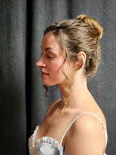 Load image into Gallery viewer, Art Class - Night Gallery Art Studio - Tuesday Evening Art Studio